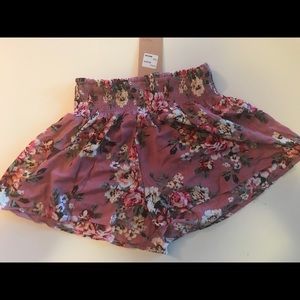 Medium Floral Fabric Shorts